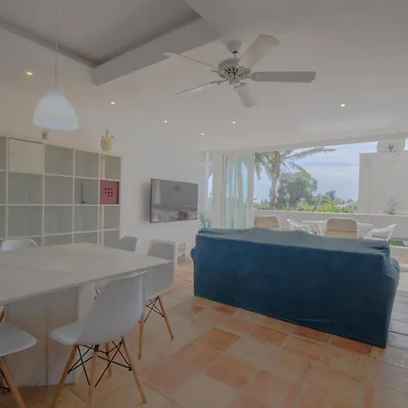 Laberinto 25 Puerto Rey Apartment Vera Exterior photo